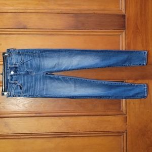 American Eagle High Rise Skinny Blue Jeans
